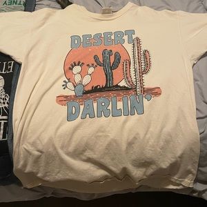 Desert Darlin T-shirt